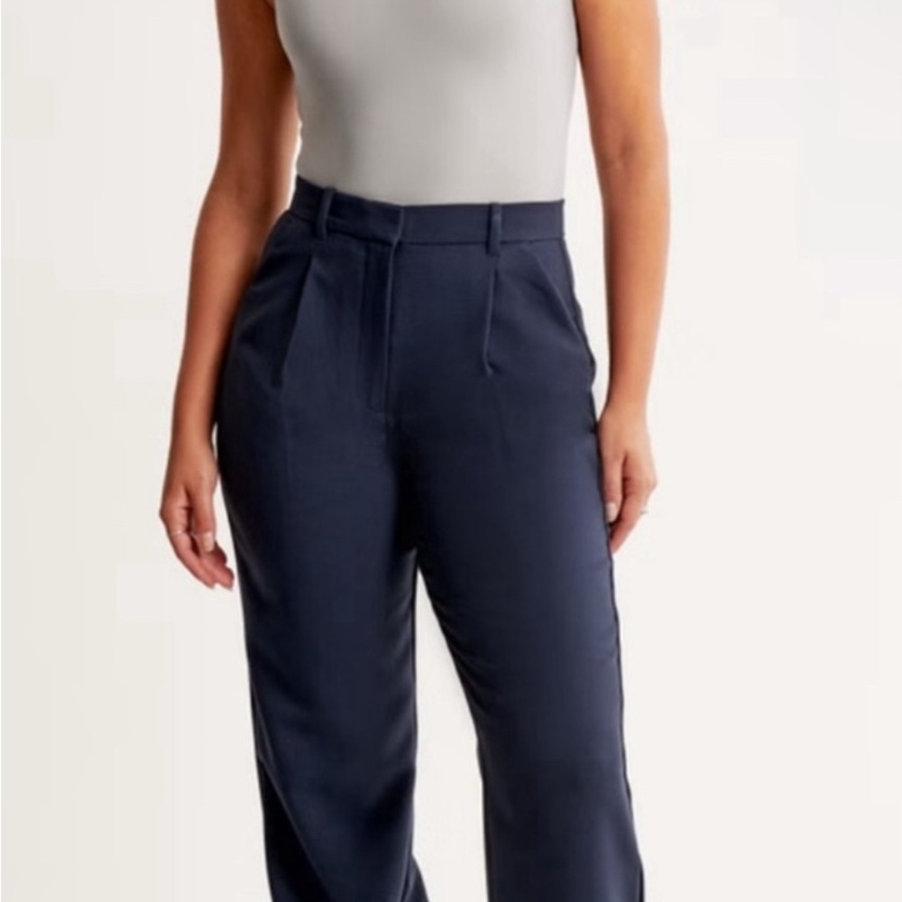 Abercrombie Women's Navy Straight Leg Trousers